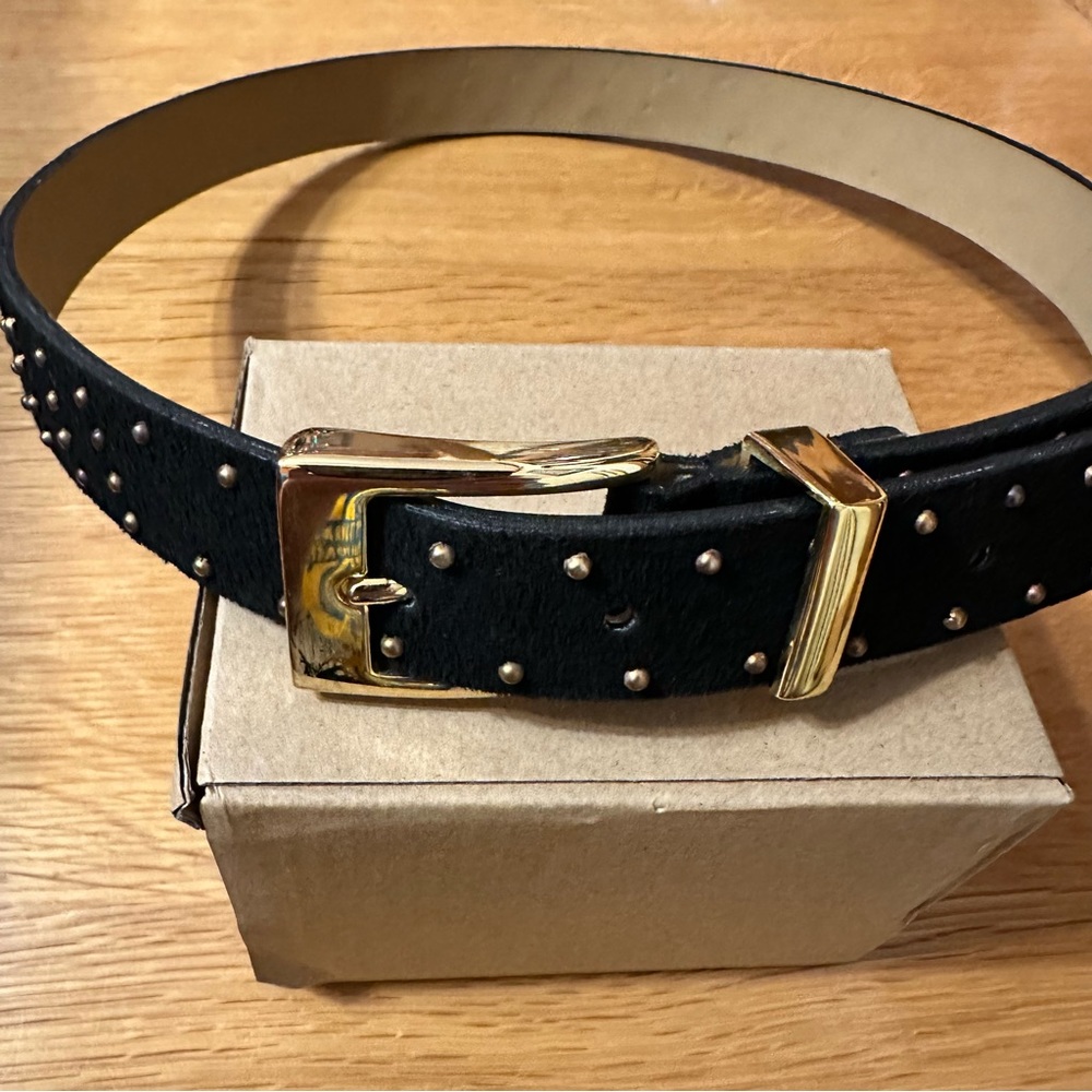 Leather suede belt with solid metal brass colored buckle M 27” around your waist